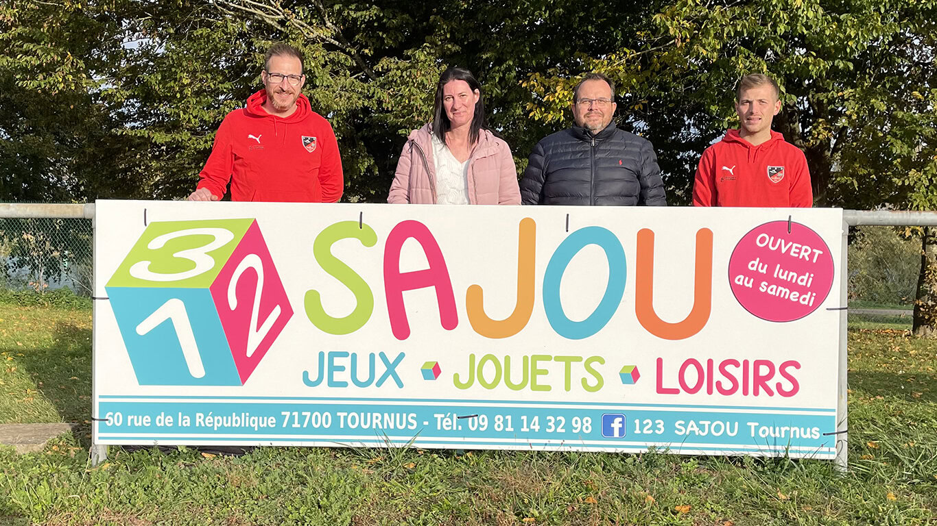 1-2-3-SAJOU-AS-TOURNUS-FOOT-panneau-stade-2025-2028